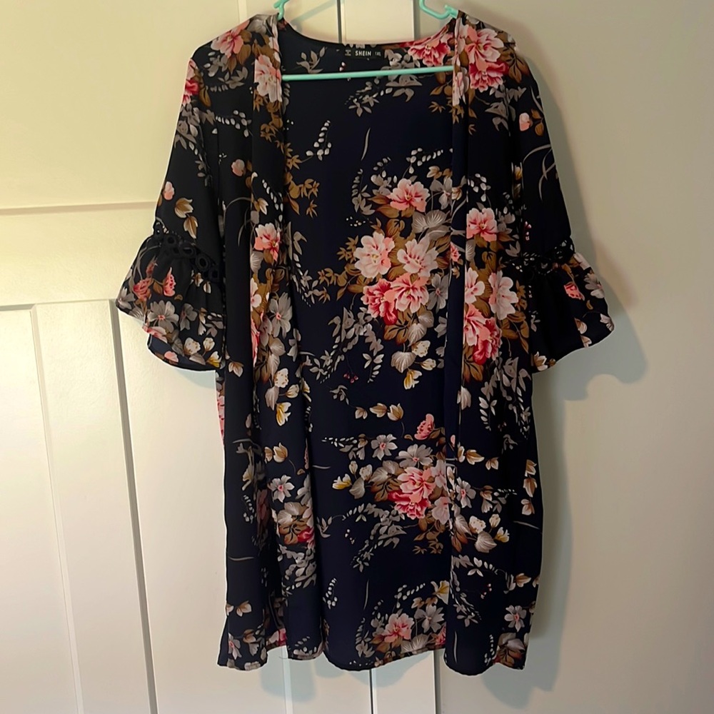 Navy Blue Floral Kimono